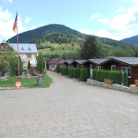 Pension, Camping & Biker Station Zur Deutschen Eiche Ciocanesti Экстерьер фото